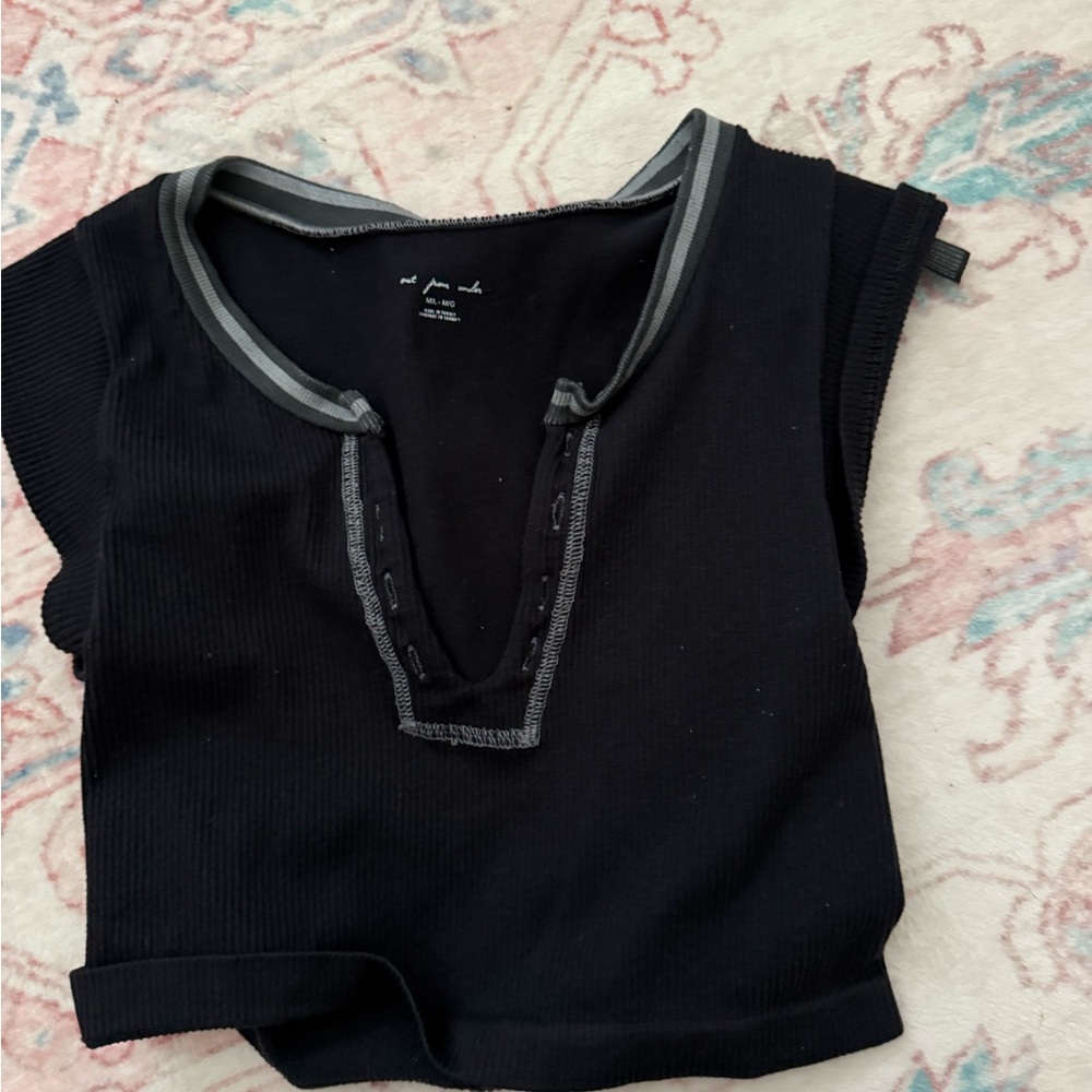 Urban Outfitters Black Short Sleeve Tee